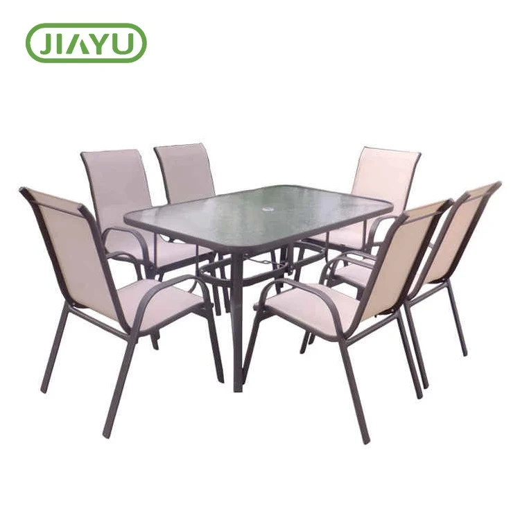 Ukugoqa i-Iron Outdoor Table nezihlalo ezisethiwe